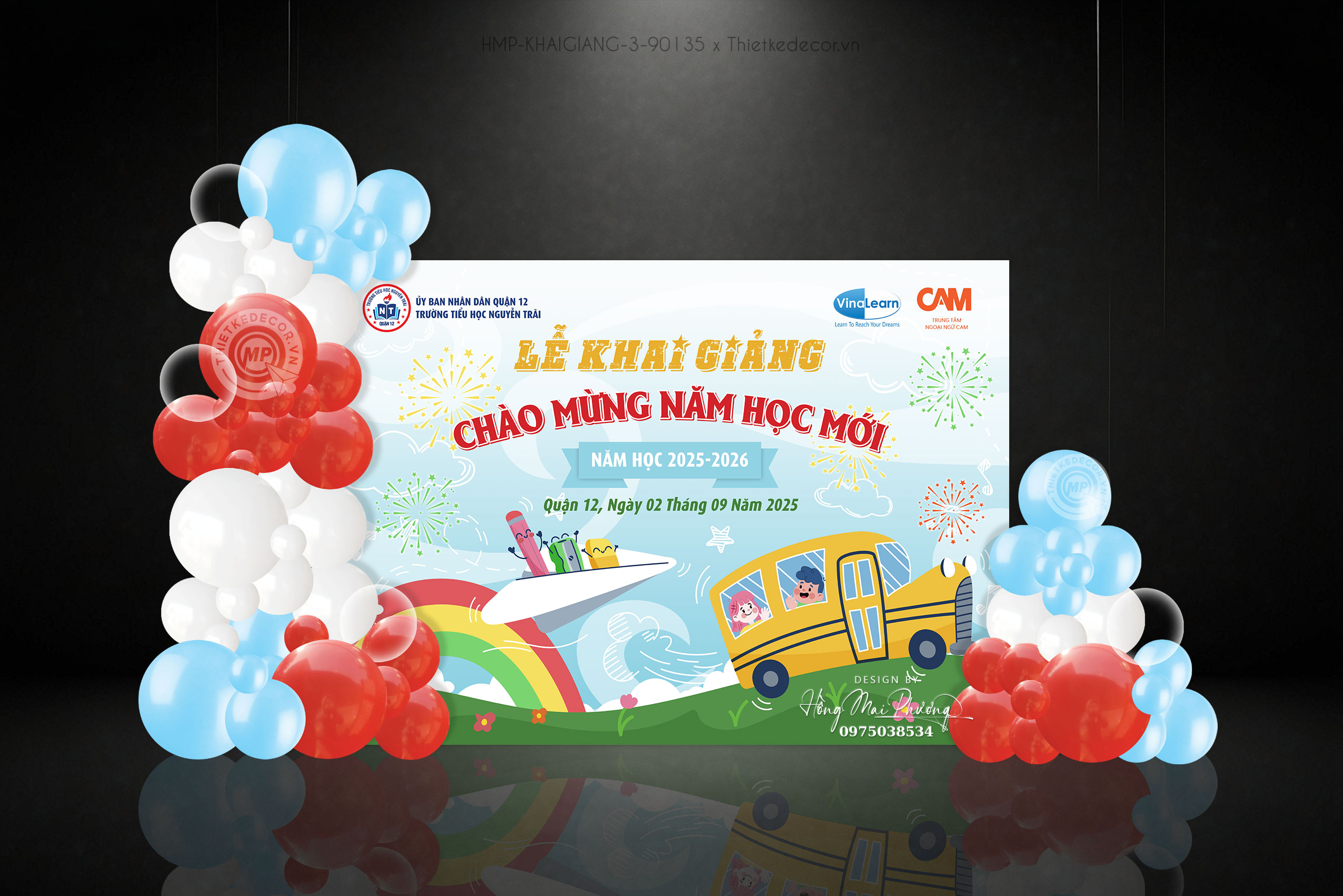 Khai giảng chào mừng năm học mới - xe bus cầu vồng đa sắc màu